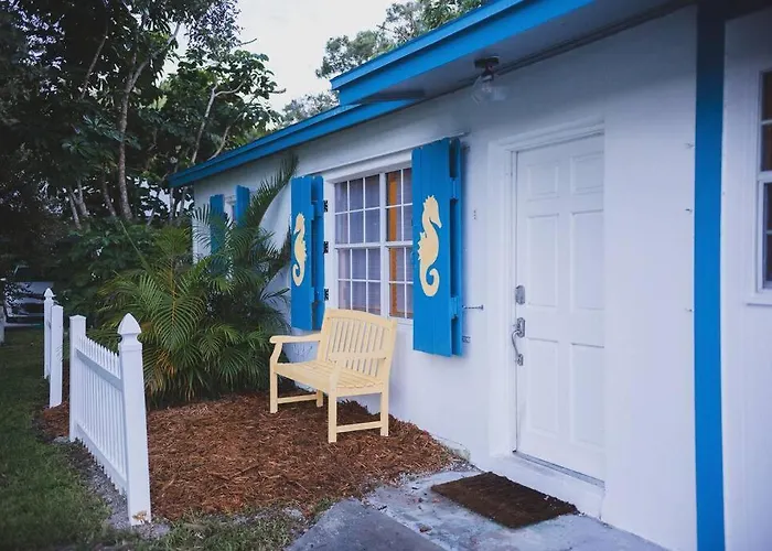 Charming Home, Minutes From The Beach